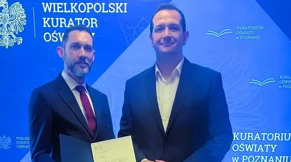 Komu podlega kurator oświaty? Zaskakujące fakty o jego władzy