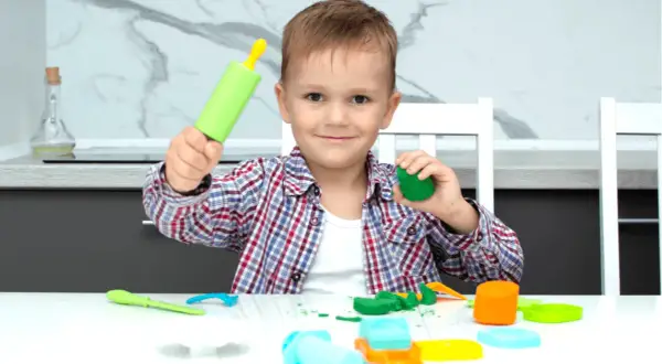 Zajęcia sensoryczne pomysły, które rozweselą Twoje dziecko i pobudzą zmysły