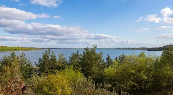 Gmina Jeziora Wielkie: Odkryj ukryte skarby i atrakcje regionu