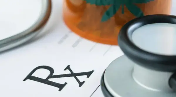 Czy farmaceuta może wystawić receptę na antybiotyk w nagłych sytuacjach?