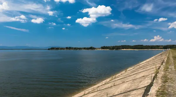 Noclegi Nysa Jezioro Nyskie – Idealne miejsce na relaks i wypoczynek