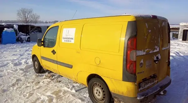 Jaki bus do 10 tys. zł? Poradnik eksperta, by nie kupić "skarbonki"