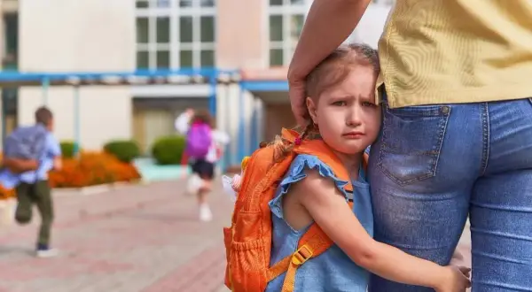 Kiedy oddać dziecko do żłobka, aby uniknąć stresu i problemów?