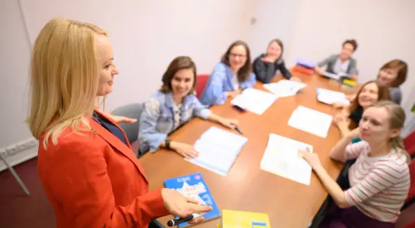 Nauka rosyjskiego: Jak zacząć, ile kosztuje i gdzie uczyć się efektywnie?
