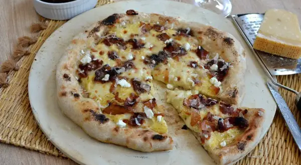 Pizza maison inratable : mes secrets pour une pâte parfaite et croustillante