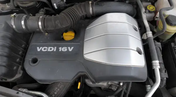 Silnik VCDi 16V w Chevrolet Captiva 2.0 diesel. To serce tej maszyny, gotowe do drogi.