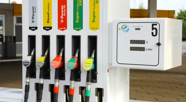 Czy diesel się pali? Porównanie oszczędności paliwa z benzyną