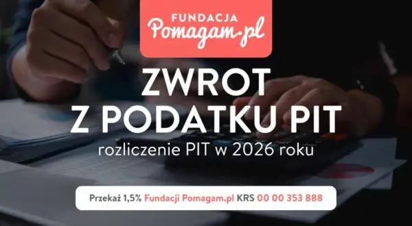 Dłonie nad kalkulatorem i dokumentami. Napis: "Zwrot z podatku PIT". Dowiedz się, ile trzeba zarobić, by dostać zwrot podatku.