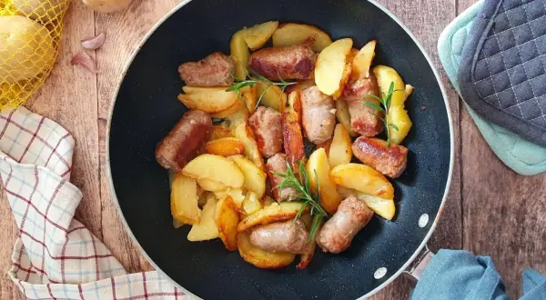 Salsiccia come secondo piatto: ricette facili e segreti per il successo