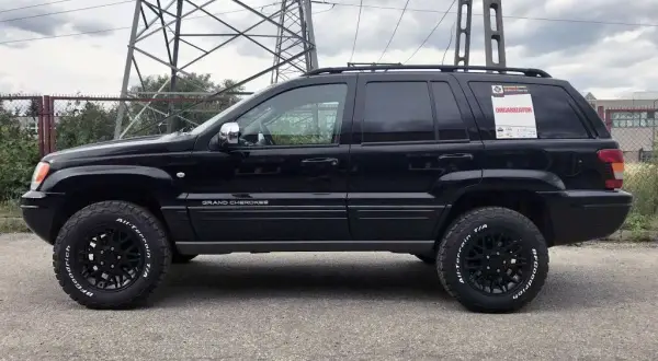Jakie opony do jeep wj z lift 2 cale? Sprawdź najlepsze opcje!