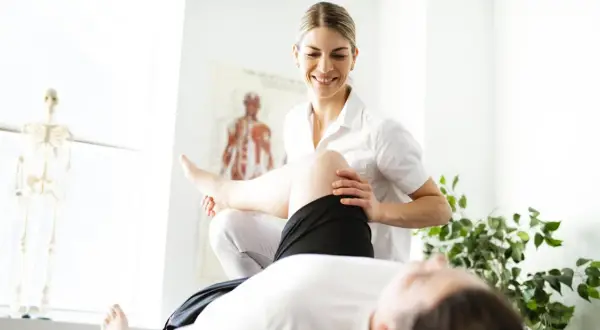 Rehabilitacja NFZ: 30 dni na rejestrację uniknij utraty skierowania!