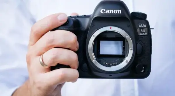 Przebieg migawki Canon: Jak sprawdzić? Odkryj prawdziwy stan!