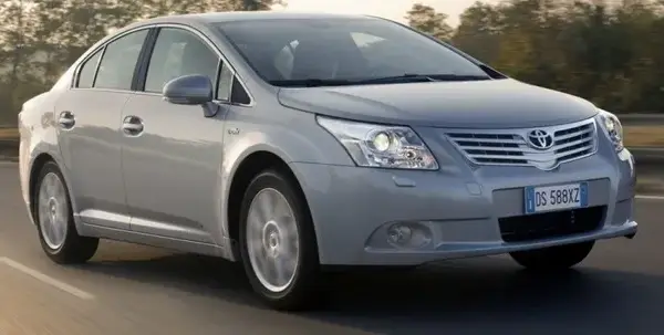 Toyota Avensis jaki silnik wybrać, aby uniknąć wysokich kosztów?