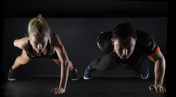 Crossfit jakie ćwiczenia wybrać, aby uniknąć kontuzji i osiągnąć wyniki