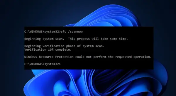 Konsola Windows pokazuje postęp skanowania systemu za pomocą polecenia `sfc /scannow`. Weryfikacja systemu osiągnęła 19%.