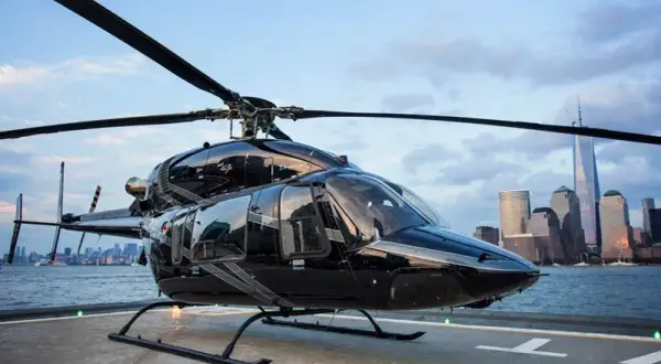 Ile kosztuje wynajem helikoptera? Sprawdź ceny i ukryte koszty