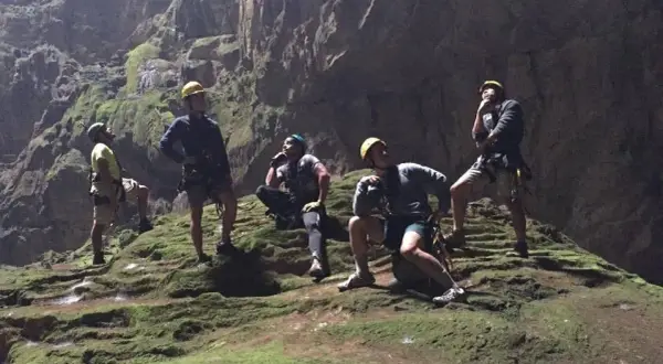 Sótano de las Golondrinas: Guía completa para tu aventura extrema