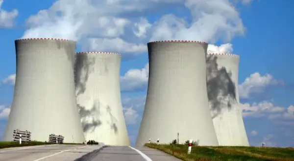 Polska elektrownia atomowa: Czy działa? Kiedy ruszy pierwszy blok?
