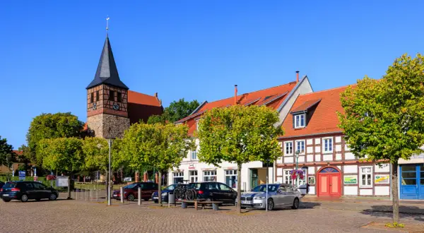 Gdzie leży Strasburg? Odkryj jego wyjątkową lokalizację w Europie
