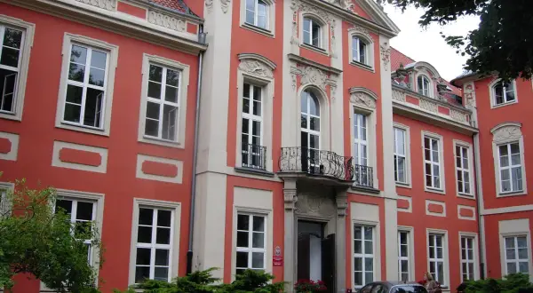Muzeum Akademii Sztuk Pięknych w Warszawie - Odkryj wyjątkowe zbiory
