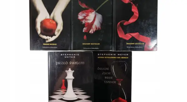 Pięć książek z sagi Zmierzch: "Zmierzch", "Księżyc w nowiu", "Zaćmienie", "Przed świtem" i "Drugie życie Bree Tanner".