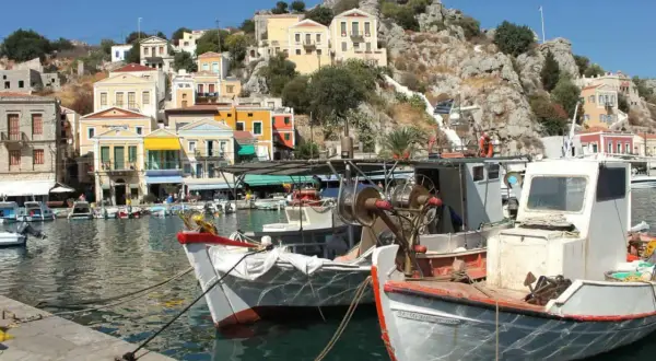 Rodos co warto kupić – najcenniejsze lokalne skarby i pamiątki