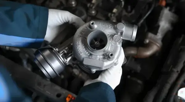 Jak podłączyć zawór podciśnienia turbiny w Ford Focus 1.6 TDCi bez problemów