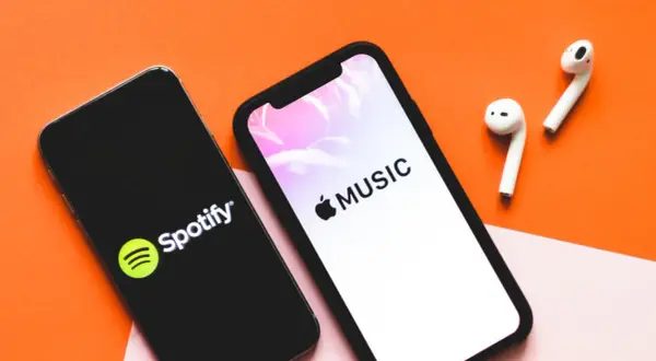 Apple Music czy Spotify – który serwis muzyczny naprawdę warto wybrać?