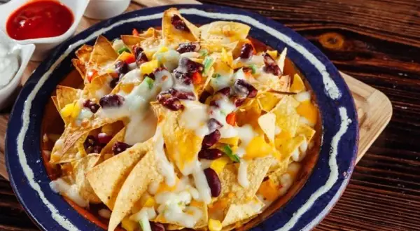 ¿Los mejores nachos con queso? Receta casera y montaje perfecto
