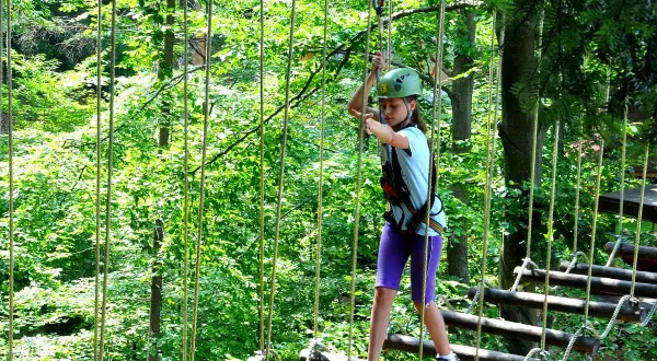 Czarny Groń Park Linowy: Przewodnik dla rodzin ceny, trasy, bezpieczeństwo
