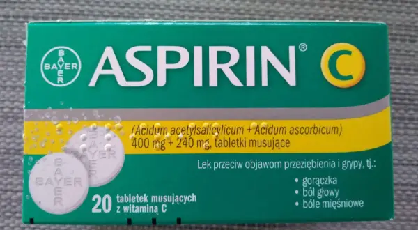 Aspiryna: lek na ból, serce i... trądzik? Poznaj wszystkie sekrety