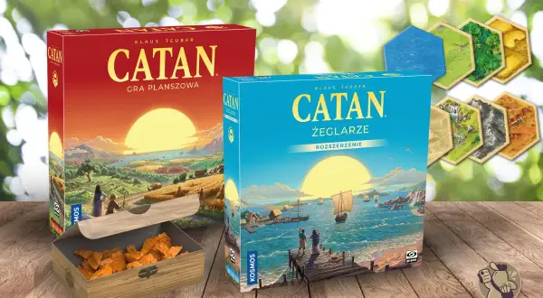 Pudełka Catan i Catan Żeglarze, z widocznymi dodatkami. Kolejność rozszerzeń Catan może być różna, ale te są gotowe do gry!