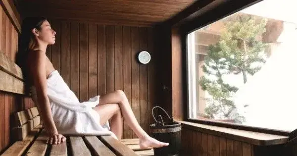 Sauna: przed czy po treningu? Złote zasady regeneracji dla sportowca.