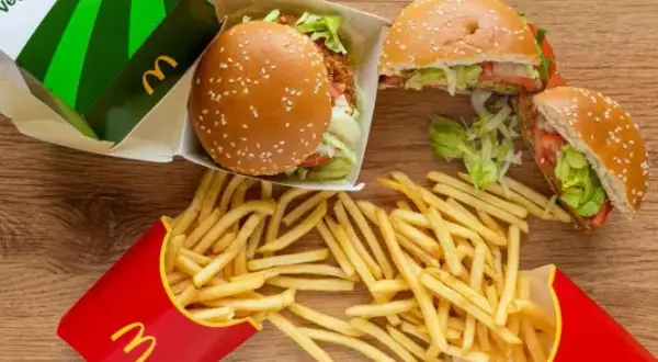 Co jest wegetariańskiego w McDonald's? Sprawdź, co możesz zjeść