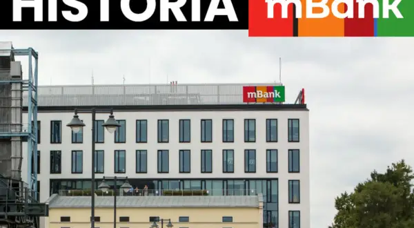 Historia mBanku, banku z kolorowym logo, widoczna na fasadzie budynku.