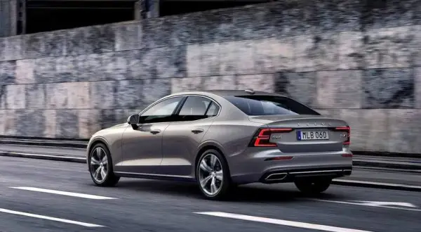Volvo S60 jaki silnik wybrać, aby uniknąć wysokich kosztów eksploatacji?
