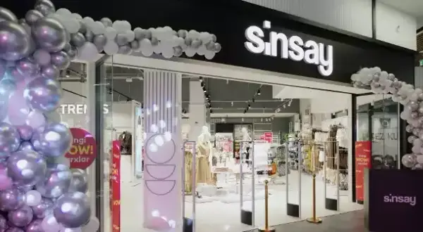 Sinsay jaka to firma - poznaj jej historię i ofertę modową