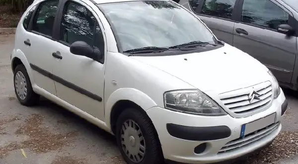 Ile płynu do chłodnicy Citroen C3? Sprawdź, aby uniknąć problemów