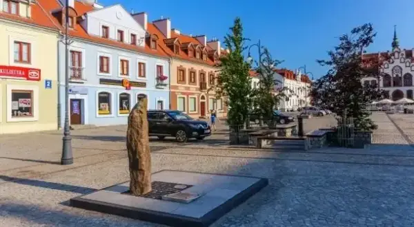 Atrakcje w Piszu: Odkryj najciekawsze miejsca i uniknij nudnych wyjazdów