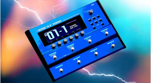 Niebieski BOSS SY-1000, gitarowy syntezator, gotowy do wywołania burzy dźwięków.