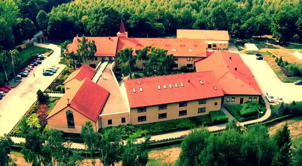 Gdzie pojechać na rekolekcje ignacjańskie? Odkryj najlepsze miejsca