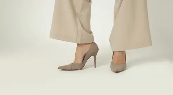 Kombinezon i buty: Jak dobrać idealne? Porady i trendy