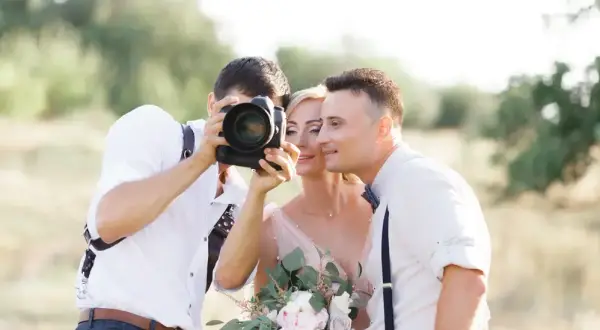 Ile zarabia profesjonalny fotograf? Sprawdź, co wpływa na wynagrodzenie