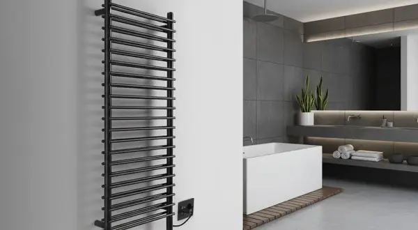 Elegante scaldasalviette nero, parte di un moderno impianto di riscaldamento in un bagno di lusso con vasca e lavabo.