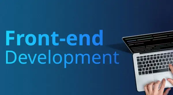Développement front-end : une personne tape du code sur un ordinateur portable, illustrant l'interaction sur le web.