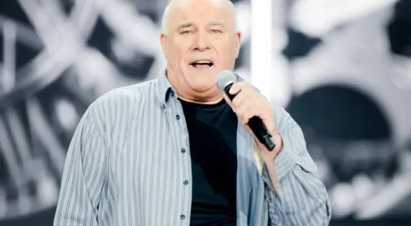 Ryszard Rynkowski śpiewa, a jego piosenki można układać alfabetycznie.