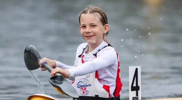 Spójnia Warszawa kajakarstwo: Olimpijskie tradycje, oferta dla dzieci i dorosłych