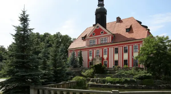Warmątowice Sienkiewiczowskie: Atrakcje w Warmątowicach