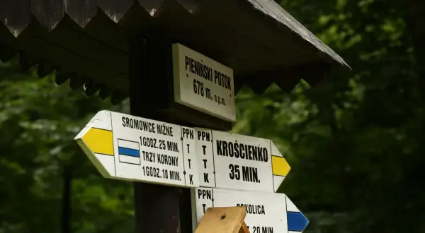 Gdzie leżą Pieniny? Odkryj ich lokalizację i atrakcje turystyczne