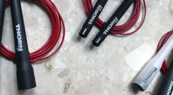 Skakanka do CrossFitu: Jak wybrać idealną dla Double Unders?